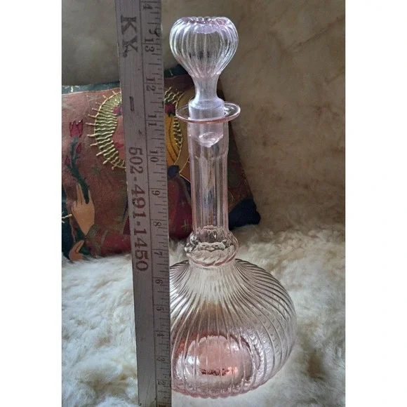 Empoli Pink Genie Bottle Decanter with Stopper - Picture 10 of 10